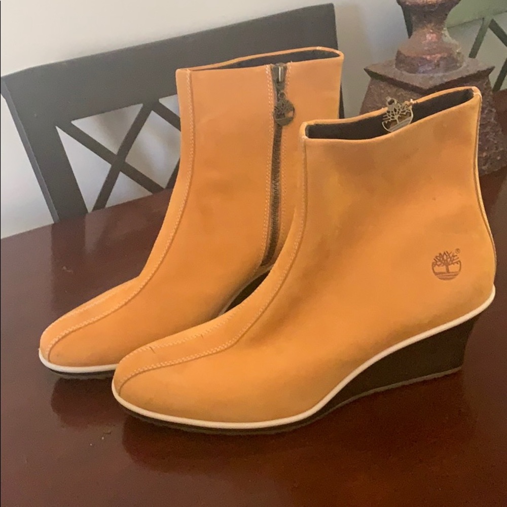 Leather Timberland Wedge Heel Boots size 10